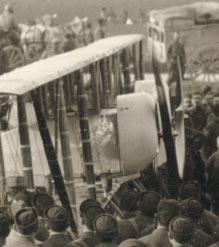 photo des 2 moteurs d'un bimoteur Caudron