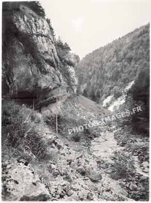 photo ancienne du torrent de la vallée de la Gresse
