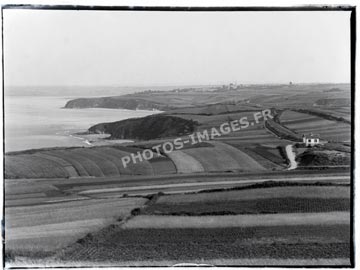 La campagne et la côte bretonne au nord de St-Brieuc, ancienne photo de 1911