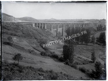 Photo ancienne de l'actuel viaduc de Souzin, photo prise ne 1911 depuis le nouveau boulevard, actuel Sévigné