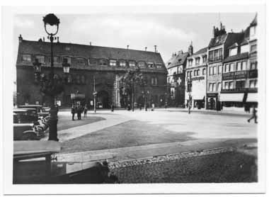 Besançon sur le Doubs photo ancienne de 1930