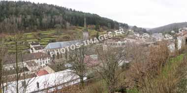 Photo actuelle de Plombières-les-Bains en vue générale