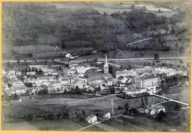 Le Val d'Ajol autrefois pris depuis une feullée