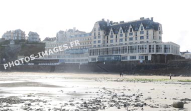 L'hôtel Normandy à Granville en photo actuelle