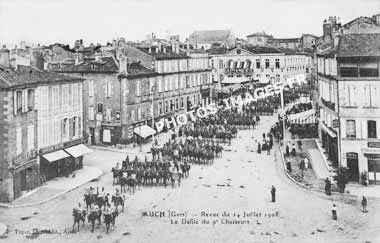 Ancienne photo de Auch sur une carte postale de 1900
