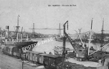 Nantes carte postale du port des quais des trains des bateaux en photo ancienne de 1900