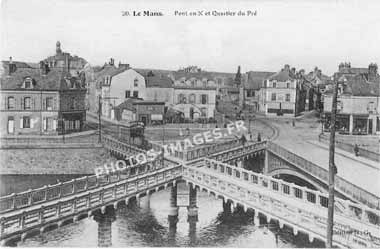 Ancienne photo du pont en X et quartier du Pré en 1900 au Mans