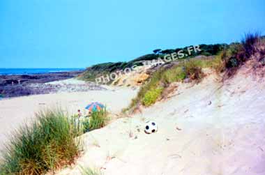Ancienne photo des dunes sur de la côte de Jard-sur-Mer en diapo de 1960