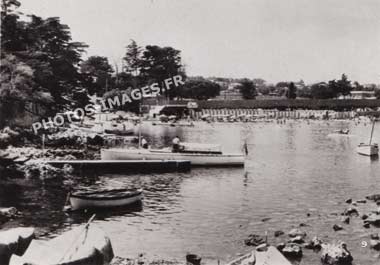 Photo ancienne de la plage de la Garoupe en 1930