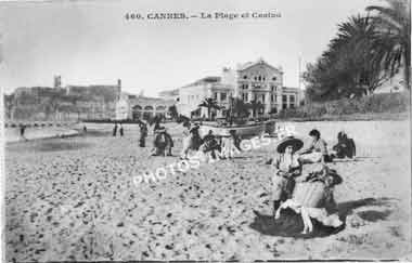 Photo ancienne de la plage et du casino de Cannes en carte postale de 1910