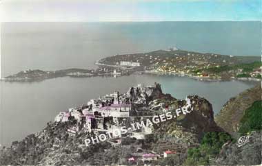 Photo ancienne du paysage vu de Eze en 1960