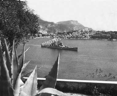 Photo ancienne de 1947 de la baie de Villefranche-sur-Mer