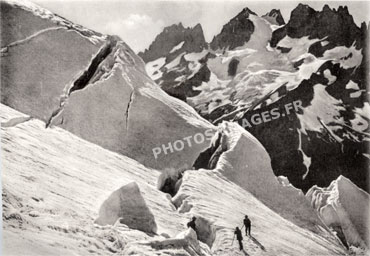 Les hôtels du col du Lautaret prise de vue vers 1900