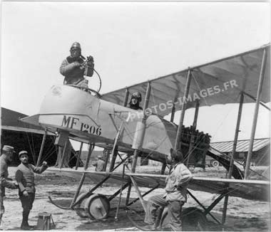 Avion Maurice Farman MF 1206 paré au décollage pour une reconnaissance photographique, photo de 14-18,WW1