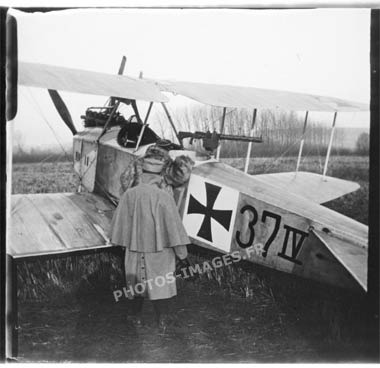 L'avion du pilote captur en 14-18, photo de l'inspection