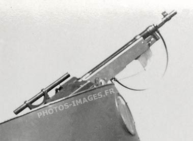 la mitailleuse à l'avant de l'avion photo en 14-18 WW1
