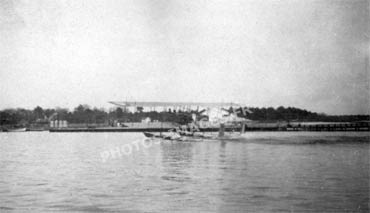Photo d'un avion hydravion au décollage en 14-18, WW1