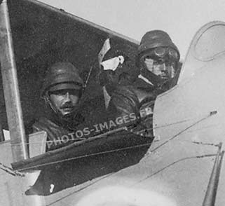L'équipage de l'avion Voisin paré au décollage photo de 14-18, WW1