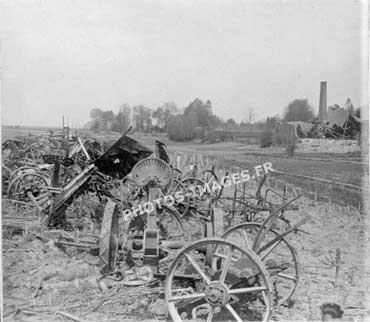 Matériel agricole utilisé en défense devant Ham, Somme 14-18 ww1